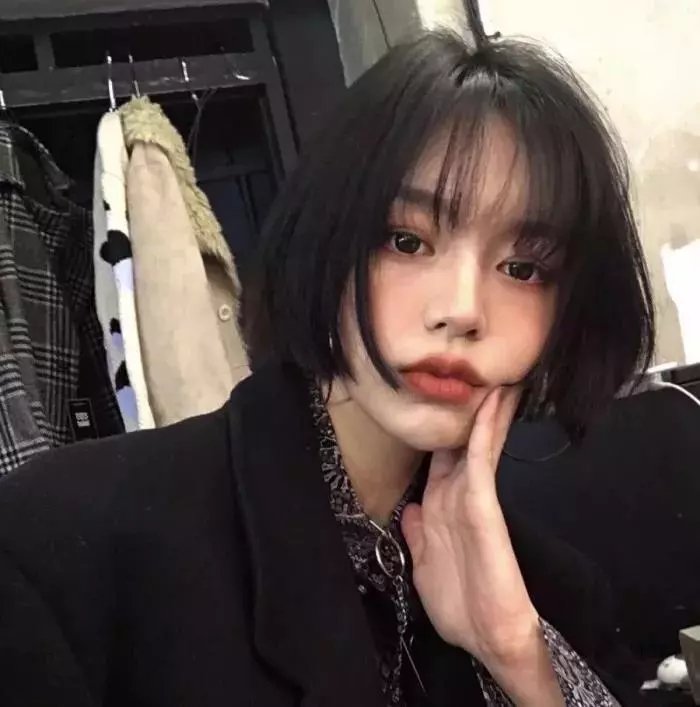 《关连长》